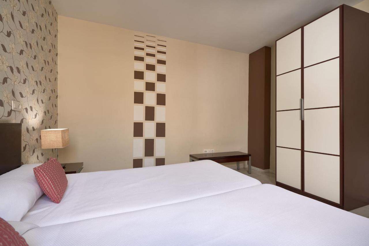 Apartamentos Las Cruces Sevilla Exteriér fotografie